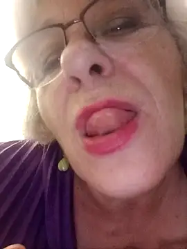 Show modela 52MiaLove02 na web-kameri