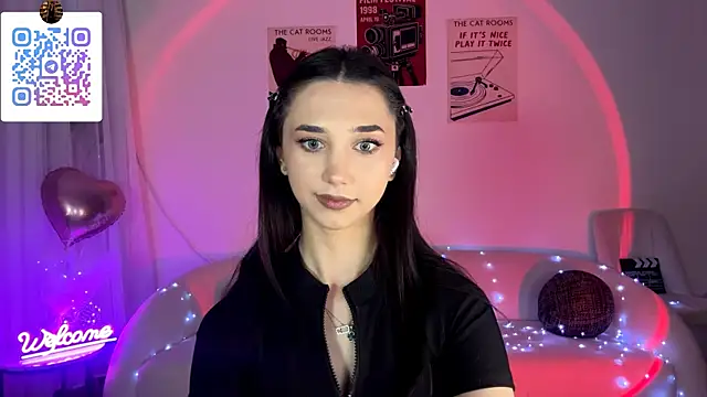 Show modela LinaMour na web-kameri