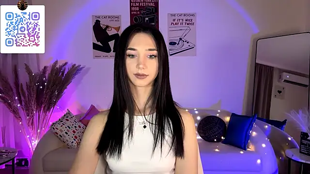 LinaMour Adlı Modelin Web Kamerası Şovu