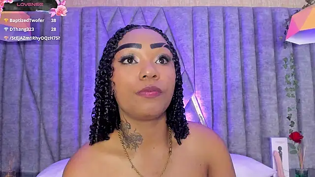 SkylerBloomm XXX чат на живо