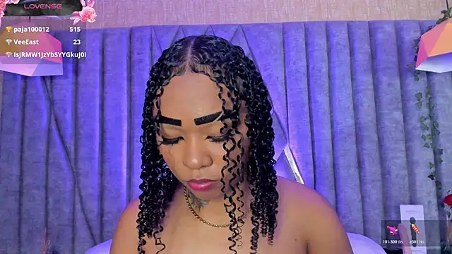 SkylerBloomm's Live XXX Chat