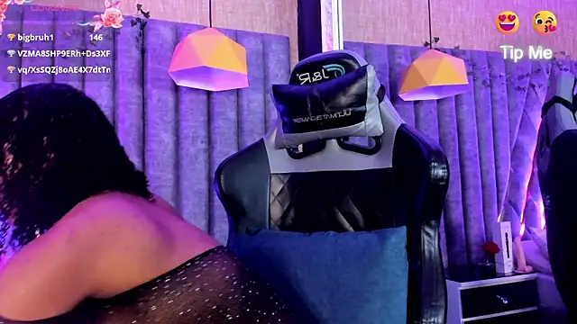 SkylerBloomm 라이브 XXX 채팅