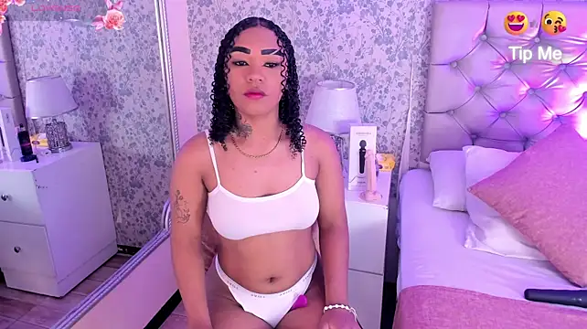 SkylerBloomm XXX чат на живо