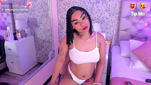 SkylerBloomm 라이브 XXX 채팅