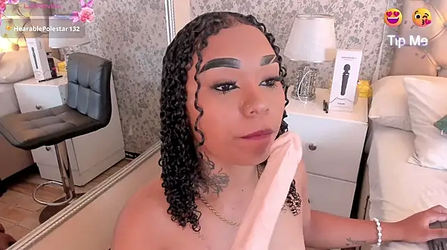XXX chat uživo modela SkylerBloomm