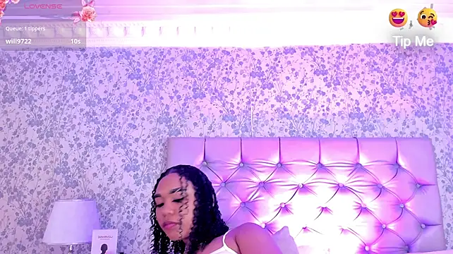 SkylerBloomm Chat XXX in diretta