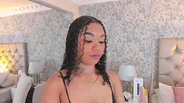 Chat +18 de SkylerBloomm ao vivo