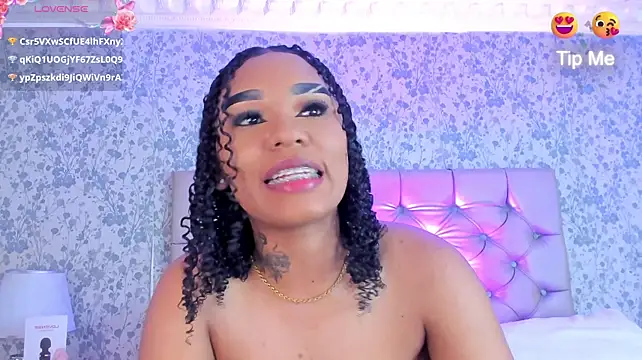 SkylerBloomm's Live XXX Chat