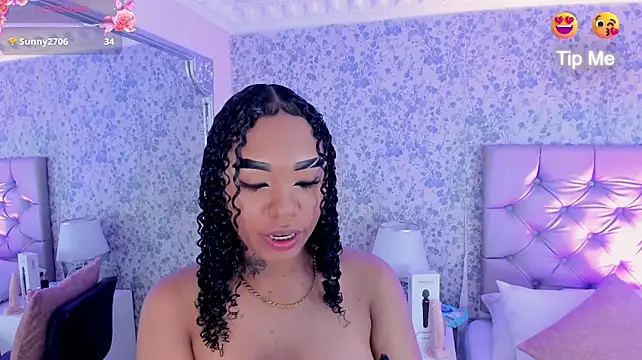 Chat +18 de SkylerBloomm ao vivo
