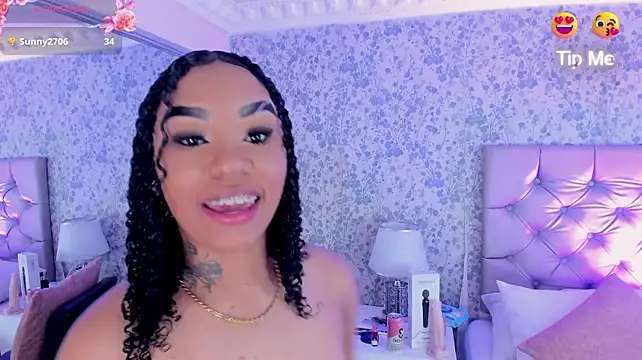 SkylerBloomm 现场XXX聊天