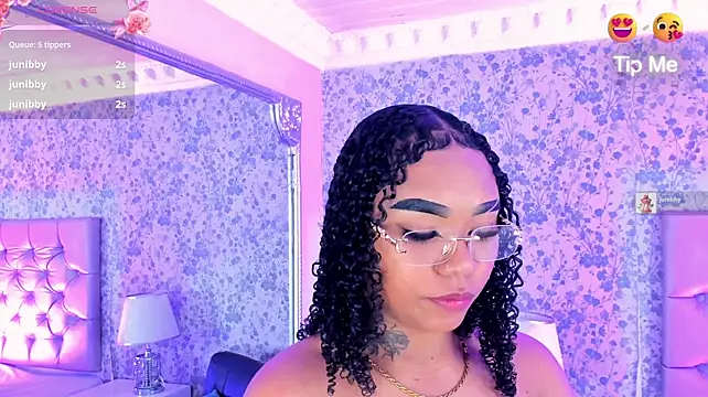 SkylerBloomm 라이브 XXX 채팅