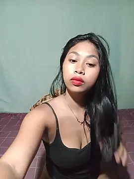 Pokazy przed kamerką – UrSweetAsianLady_02