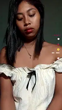 UrSweetAsianLady_02 Adlı Modelin Web Kamerası Şovu
