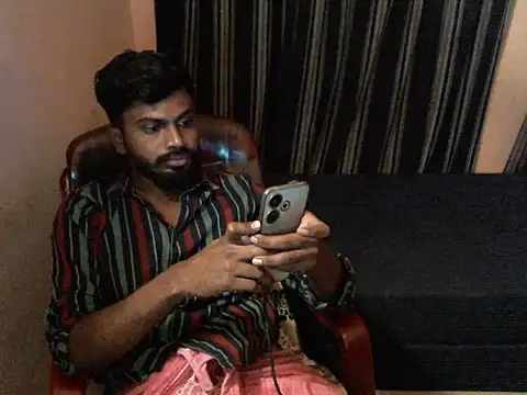 Pokazy przed kamerką – indianbighard21