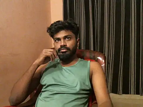 indianbighard21 Show in webcam