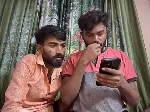 Pertunjukan Kamera Web indianbighard21