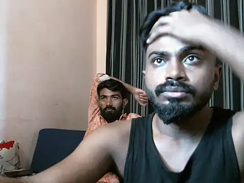 Show de indianbighard21 na webcam