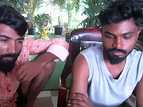 Show de indianbighard21 na webcam