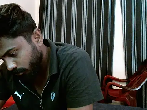 indianbighard21 Show Webcam