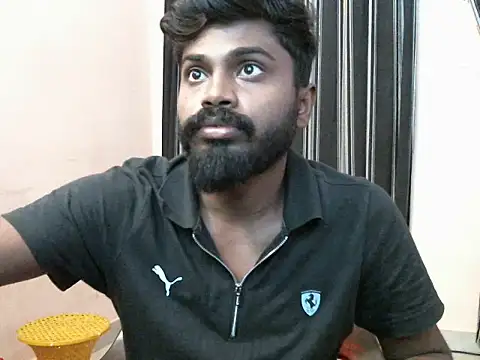 הופעת וובקאם של indianbighard21