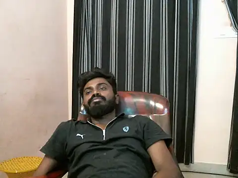 indianbighard21 Webcam-Show