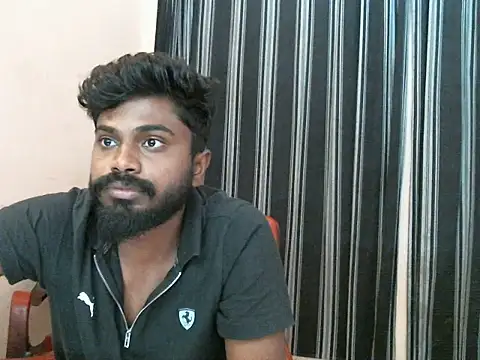 indianbighard21 Show in webcam