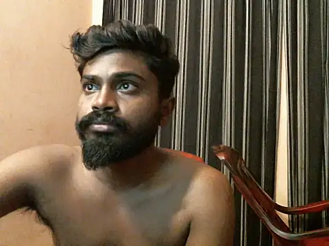 Show de indianbighard21 na webcam