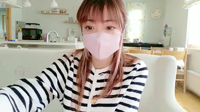 SUZU_1201 Chat XXX live