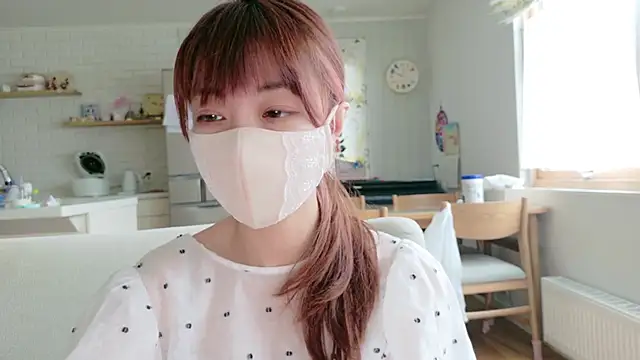 SUZU_1201 Adlı Modelin Web Kamerası Şovu