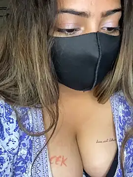 SassyMahimaQueen webcam show