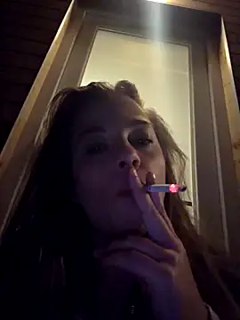 Luna_Lynn Adlı Modelin Canlı XXX Sohbeti