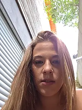 Luna_Lynn Adlı Modelin Canlı XXX Sohbeti