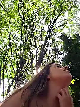 Chat XXX en directo de Luna_Lynn