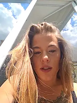 Luna_Lynn Live XXX-Chat