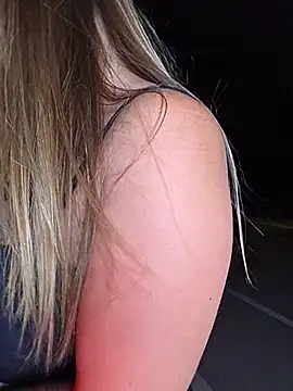 Luna_Lynn webkamerás műsora