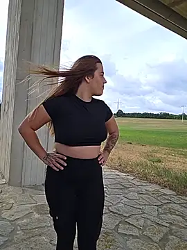 Luna_Lynn Adlı Modelin Web Kamerası Şovu