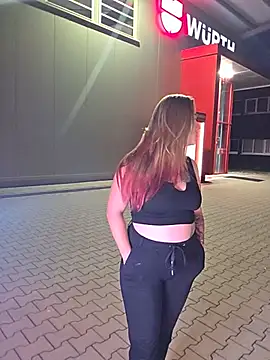 Luna_Lynn Adlı Modelin Web Kamerası Şovu