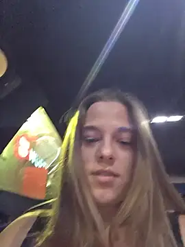 Luna_Lynn Pertunjukan Webcam