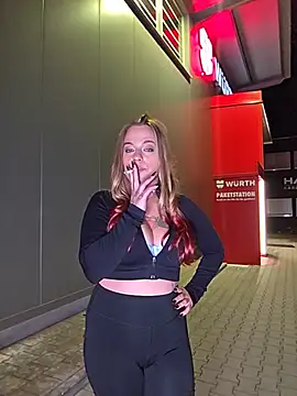 Pokazy przed kamerką – Luna_Lynn