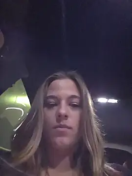 הופעת וובקאם של Luna_Lynn