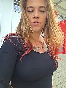Luna_Lynn's Webcam Show
