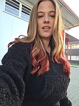 Luna_Lynn Show Webcam