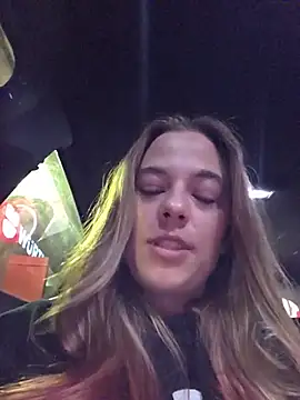 Luna_Lynnn Webbikameraesitys
