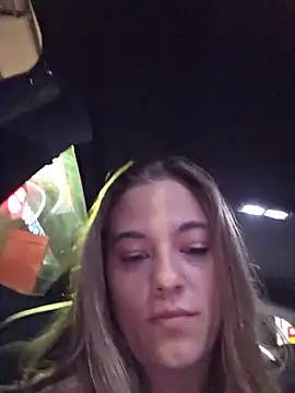 Luna_Lynn Adlı Modelin Web Kamerası Şovu