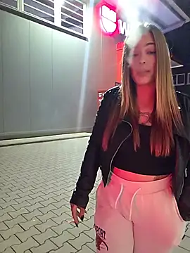 הופעת וובקאם של Luna_Lynn