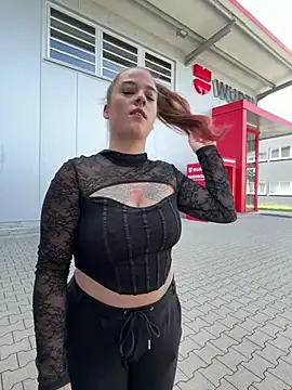 Luna_Lynn Adlı Modelin Web Kamerası Şovu
