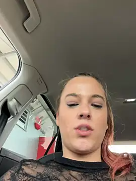 Luna_Lynn Chat XXX in diretta