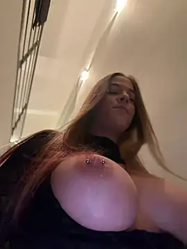 Luna_Lynnn Webbikameraesitys