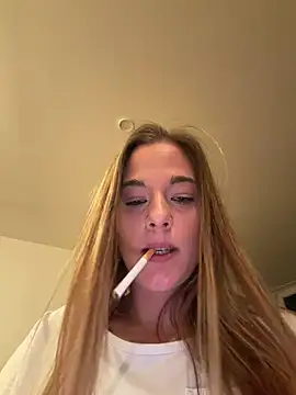 Pokazy przed kamerką – Luna_Lynn
