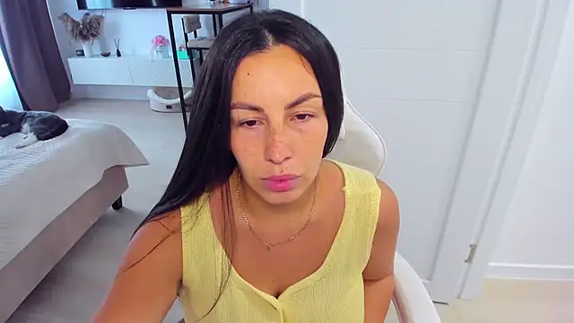 AvisFlowers' Live XXX Chat